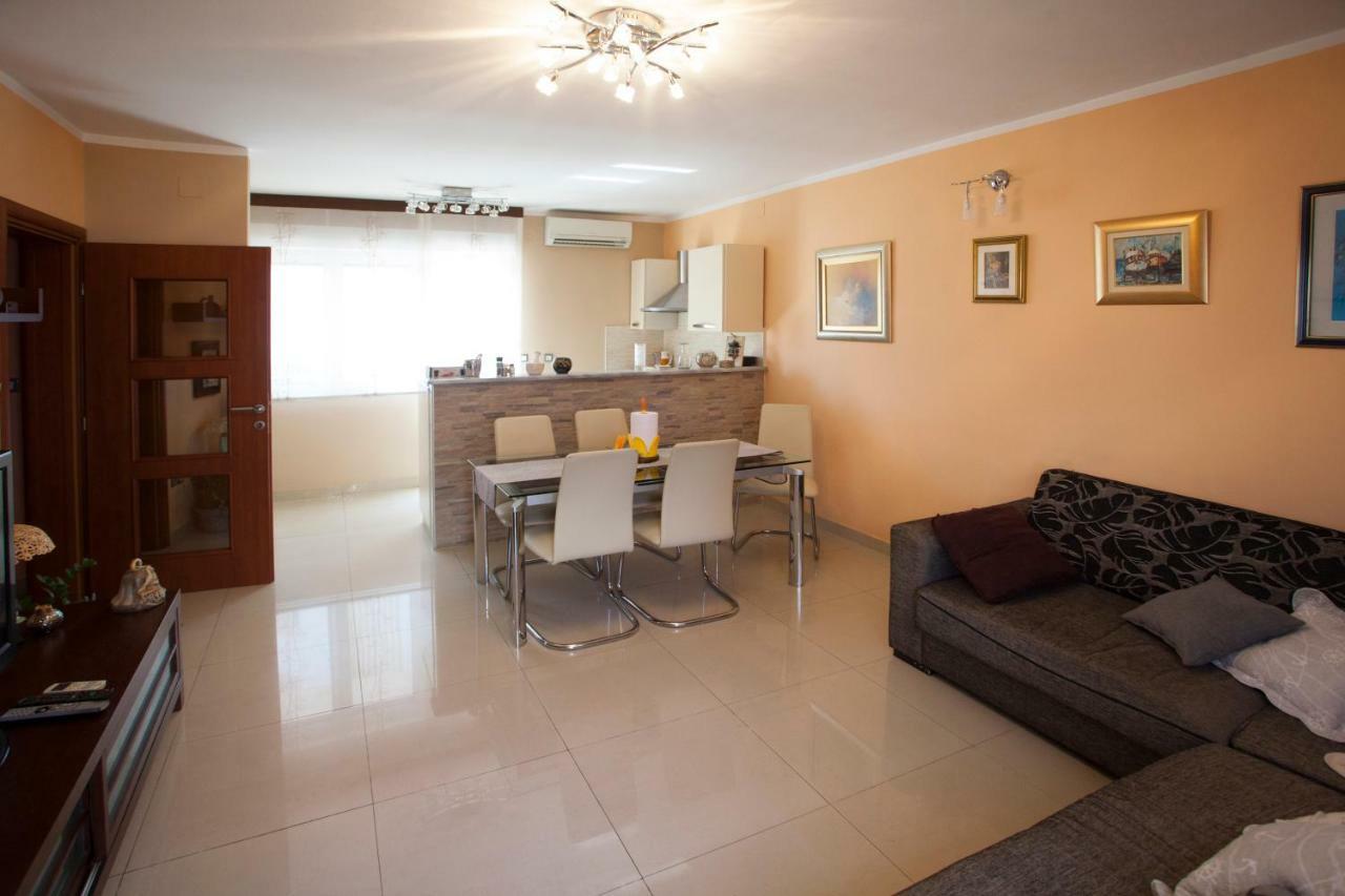 Apartment Dolores Split Dış mekan fotoğraf